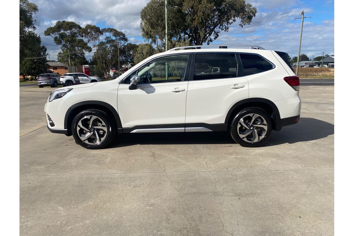 2024 Subaru Forester 2.5i-S S5