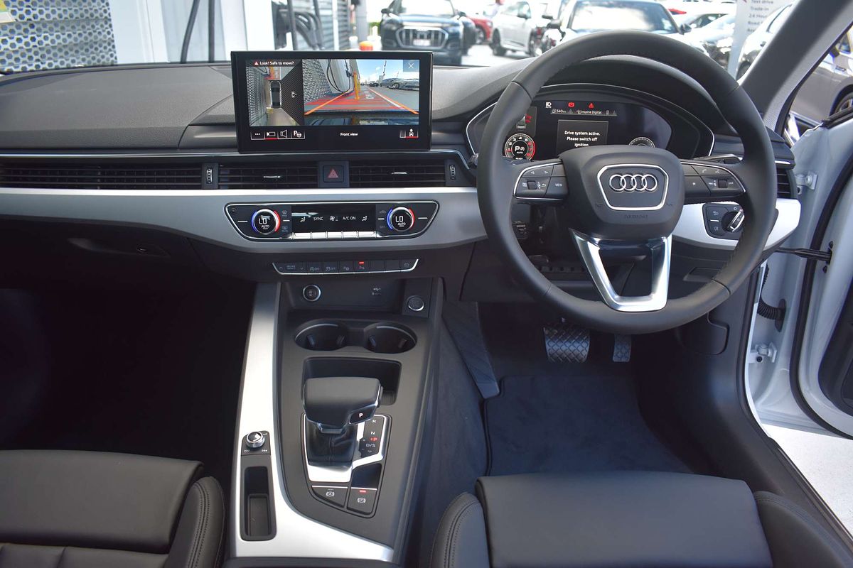 2024 Audi A4 35 TFSI S line B9