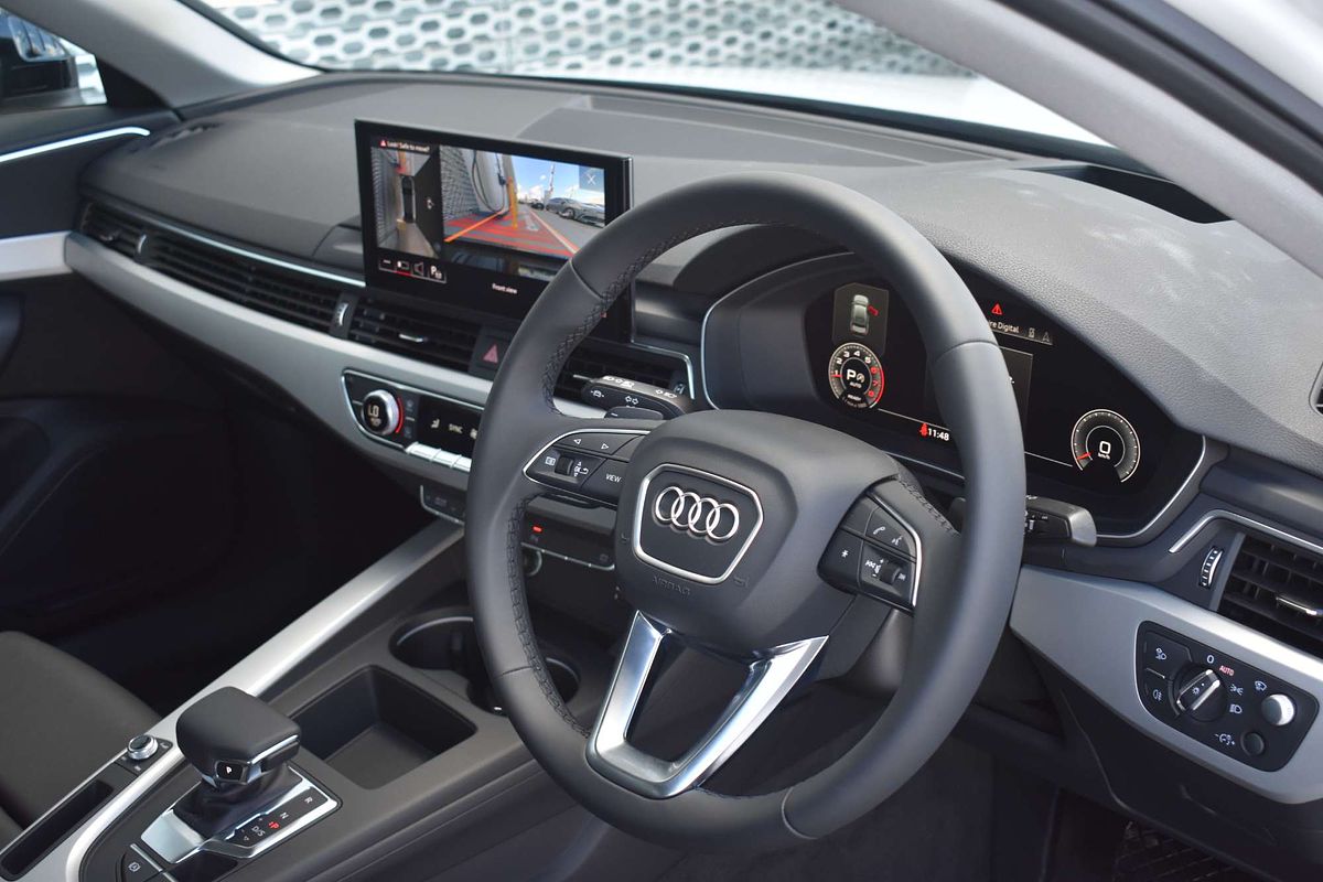 2024 Audi A4 35 TFSI S line B9