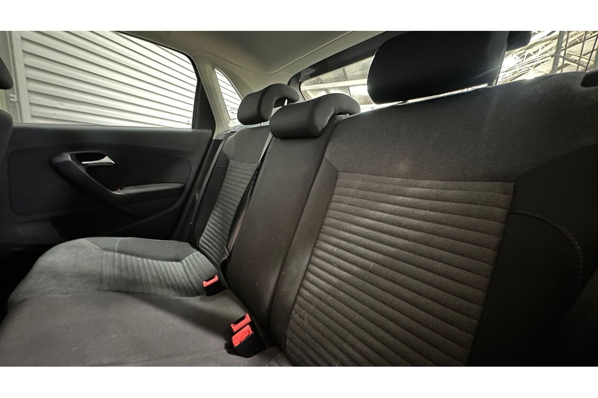 2013 Volkswagen Polo Trendline 6R