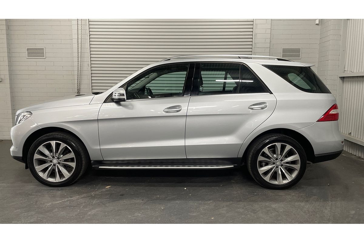 2013 Mercedes-Benz M-Class ML350 BlueTEC W166