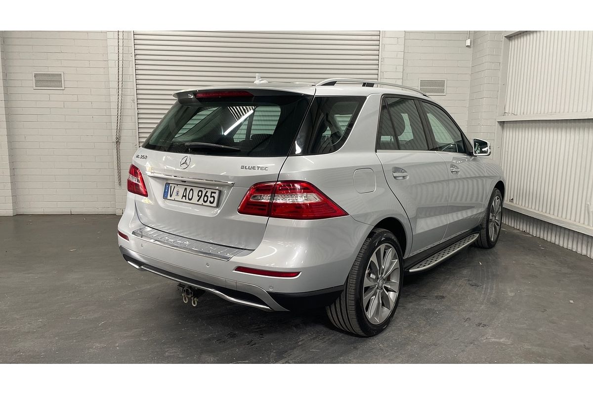 2013 Mercedes-Benz M-Class ML350 BlueTEC W166