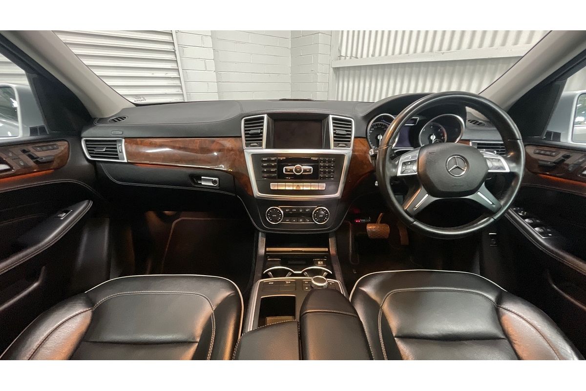 2013 Mercedes-Benz M-Class ML350 BlueTEC W166