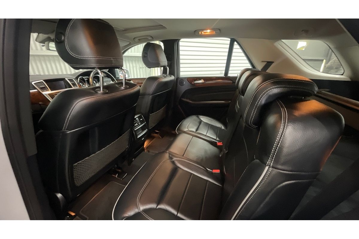 2013 Mercedes-Benz M-Class ML350 BlueTEC W166