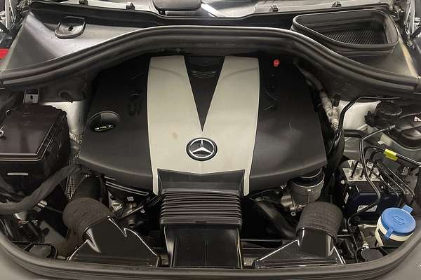2013 Mercedes-Benz M-Class ML350 BlueTEC W166