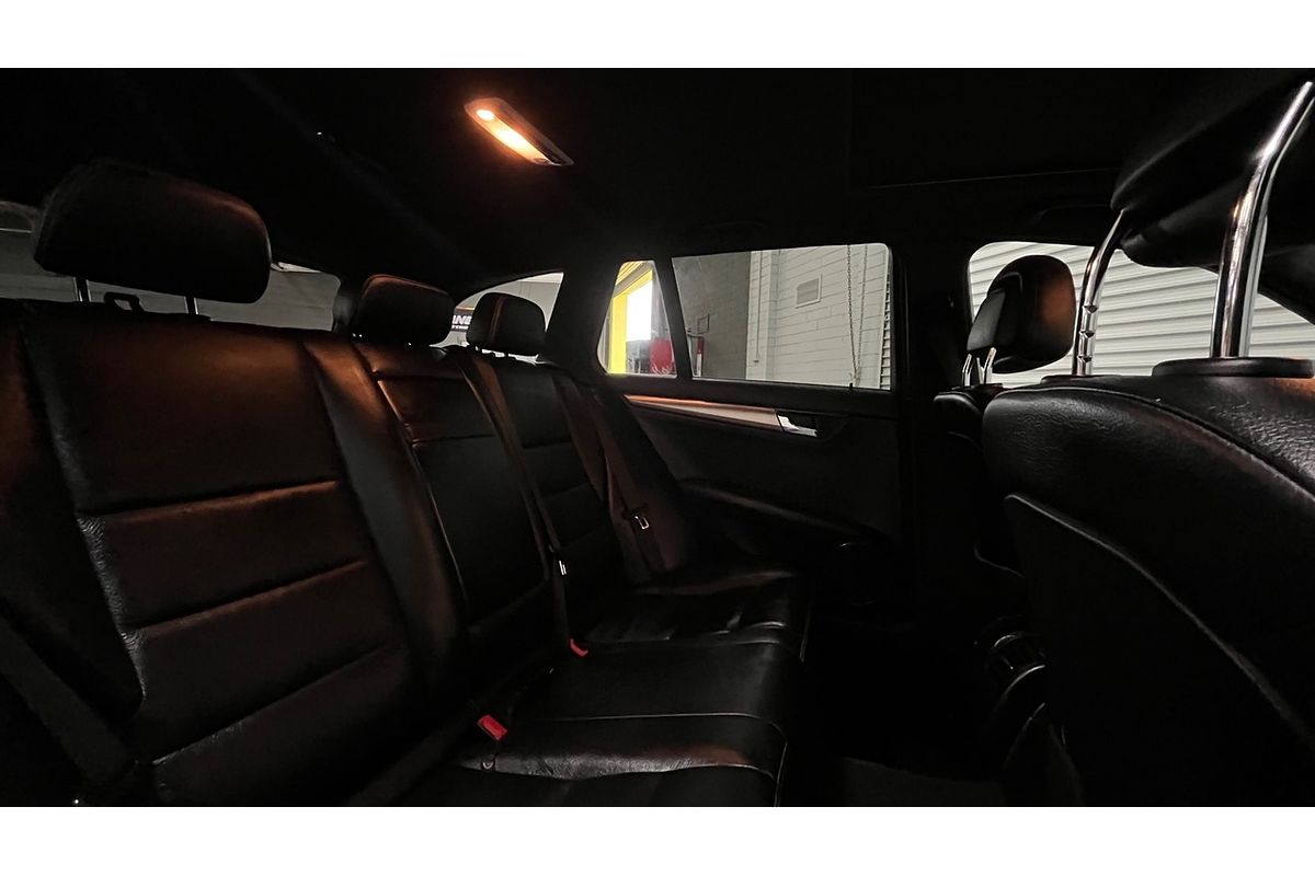 2010 Mercedes-Benz C-Class C220 CDI Classic W204