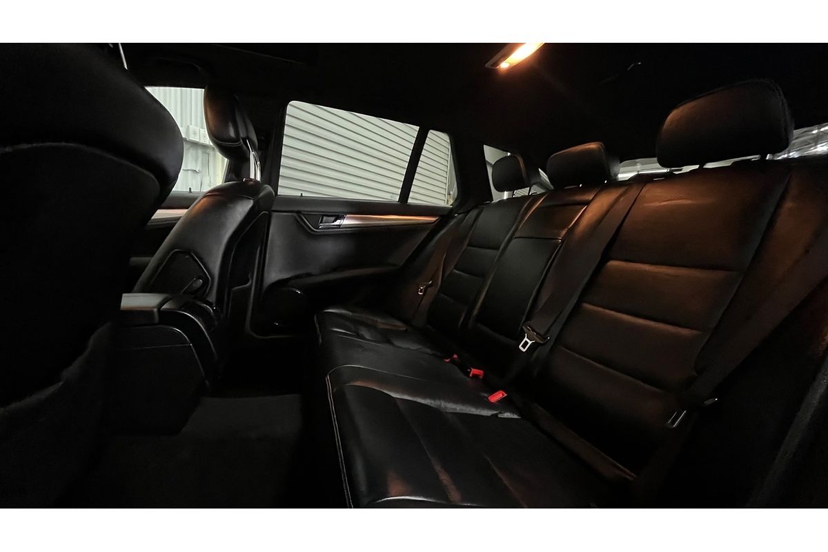 2010 Mercedes-Benz C-Class C220 CDI Classic W204