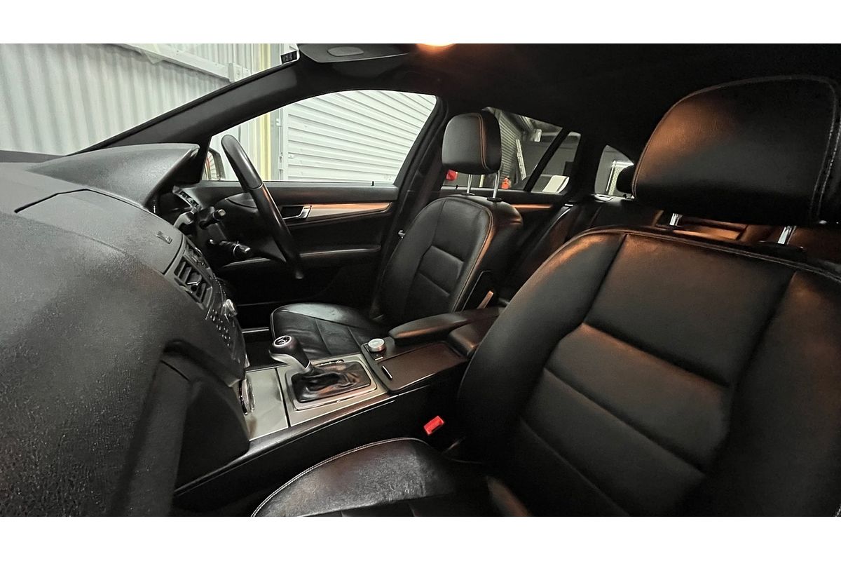 2010 Mercedes-Benz C-Class C220 CDI Classic W204