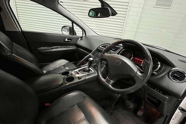 2010 Peugeot 3008 XSE T8