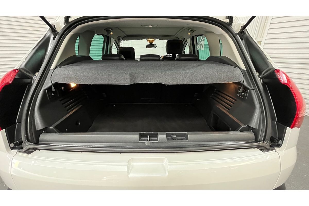 2010 Peugeot 3008 XSE T8