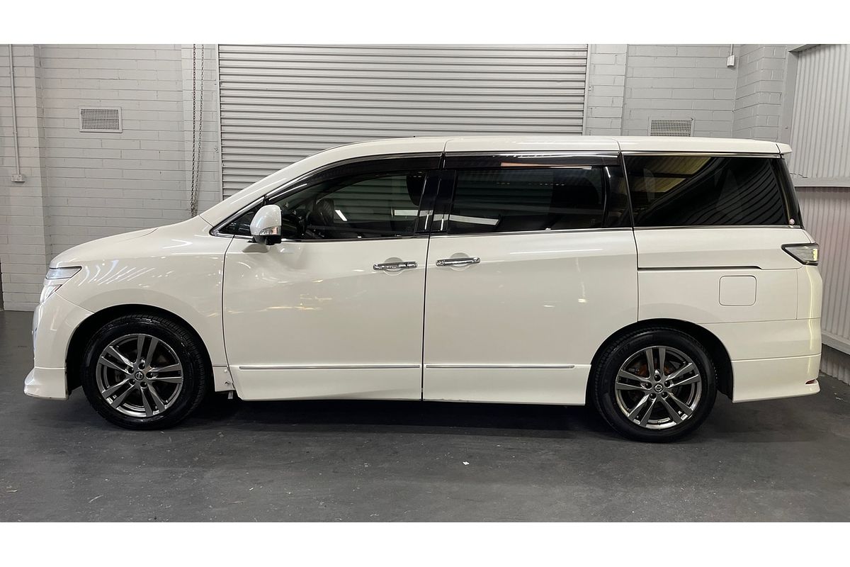 2012 Nissan ELGRAND HIGHWAY STAR