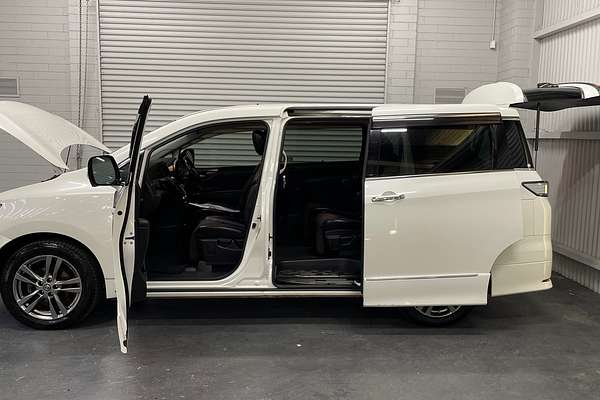2012 Nissan ELGRAND HIGHWAY STAR