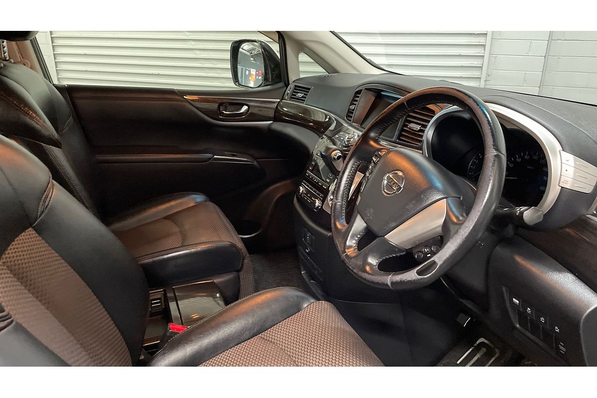 2012 Nissan ELGRAND HIGHWAY STAR