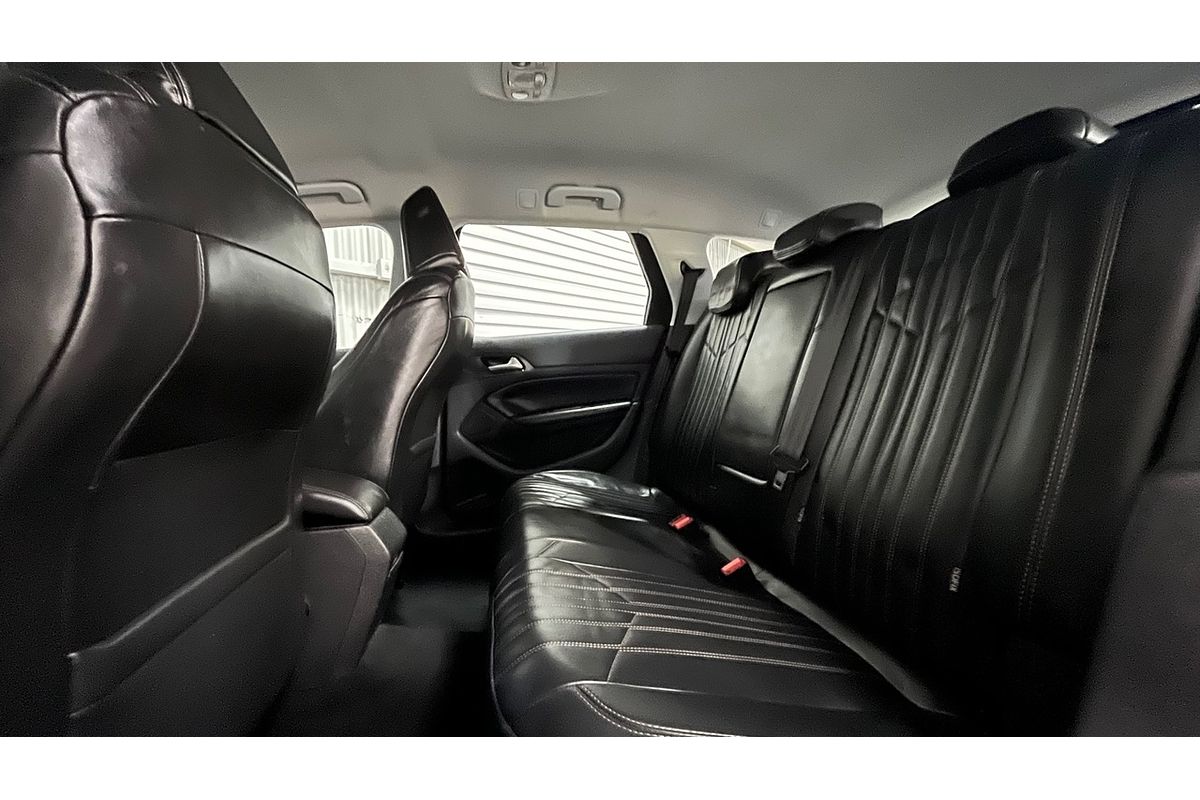 2015 Peugeot 308 Allure Touring T9
