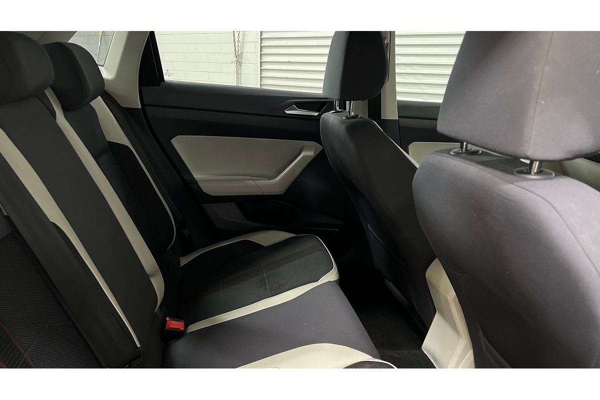 2018 Volkswagen Polo beats AW