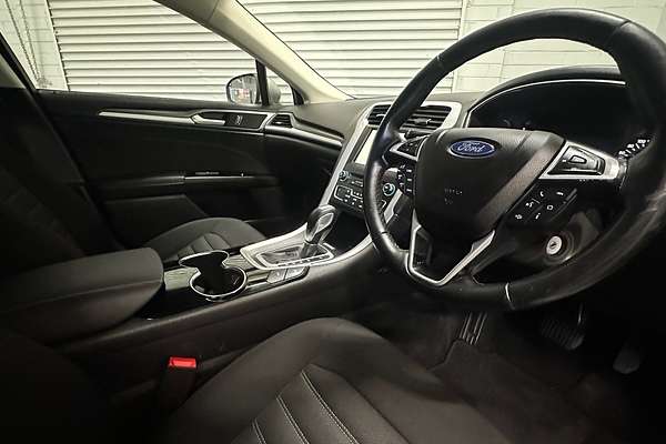 2015 Ford Mondeo Ambiente MD