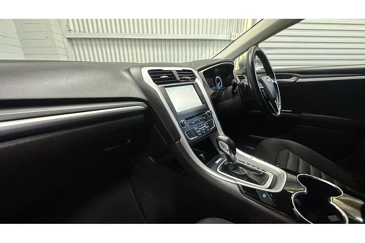 2015 Ford Mondeo Ambiente MD