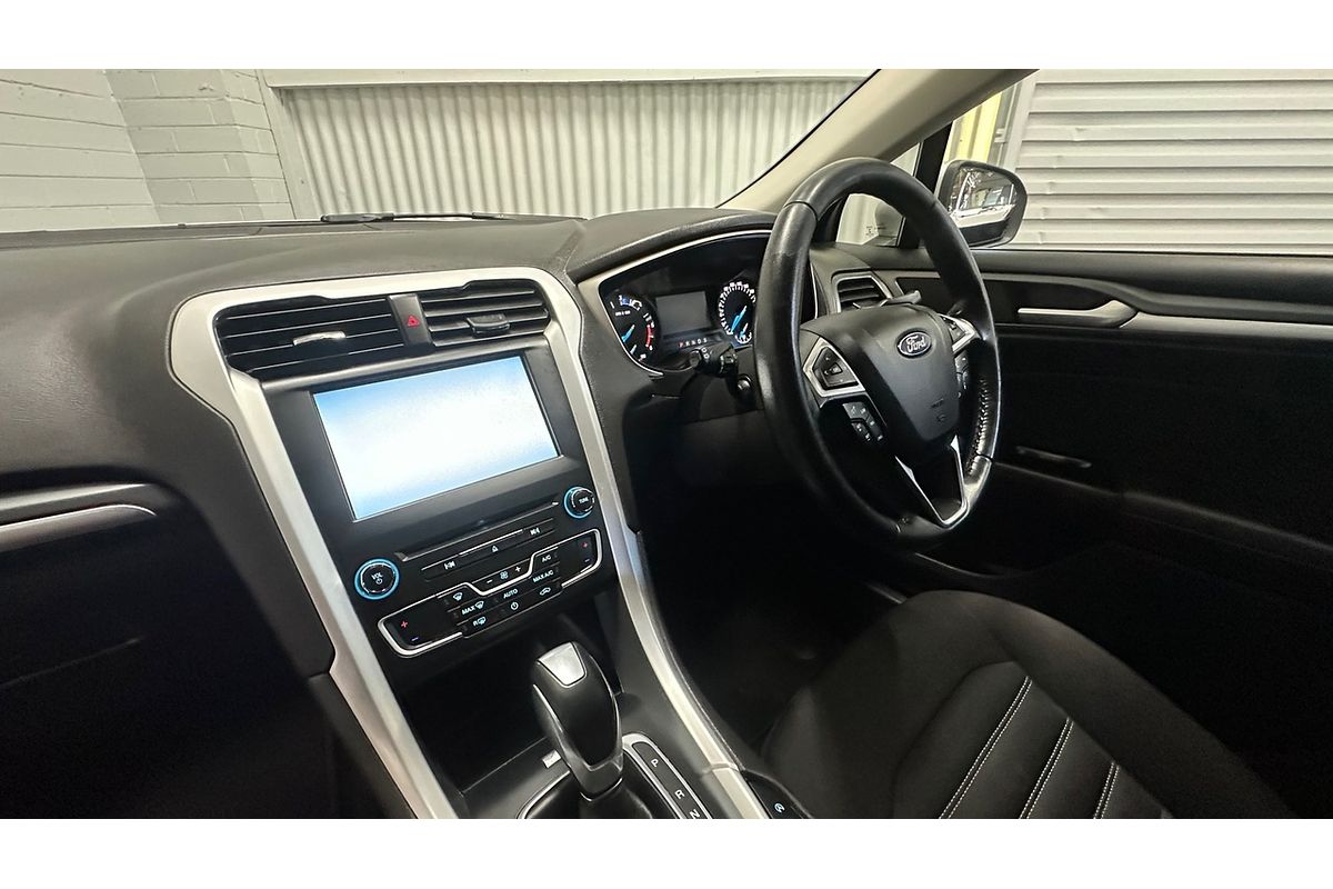 2015 Ford Mondeo Ambiente MD