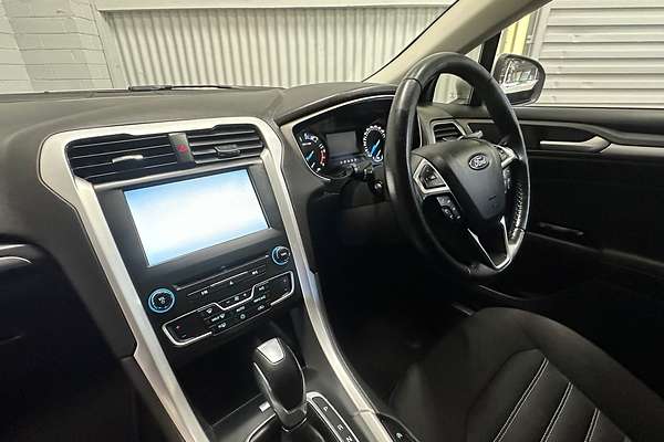 2015 Ford Mondeo Ambiente MD