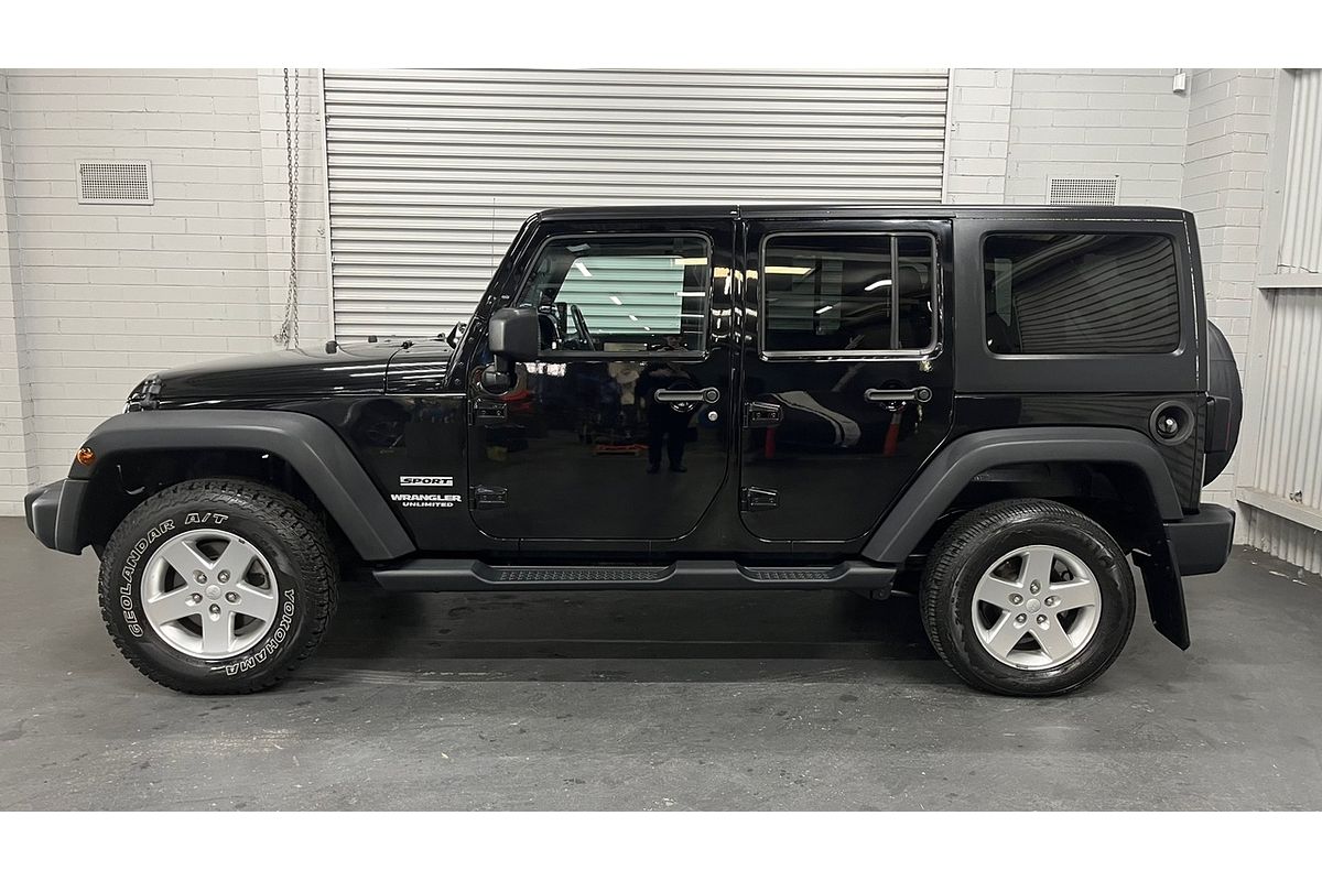 2013 Jeep Wrangler Unlimited Sport JK
