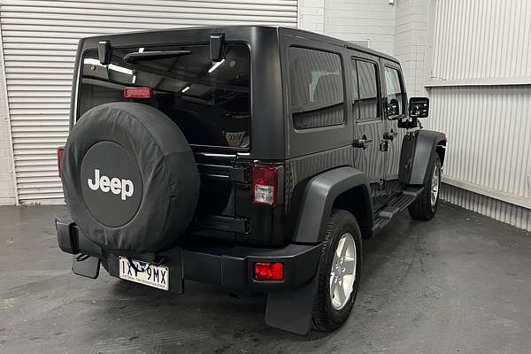 2013 Jeep Wrangler Unlimited Sport JK