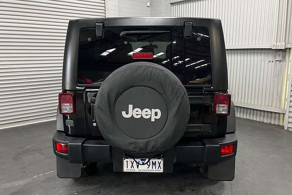 2013 Jeep Wrangler Unlimited Sport JK