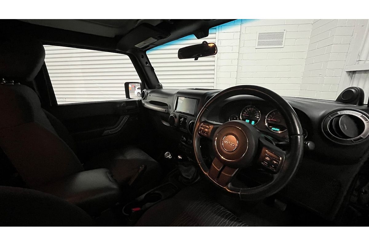 2013 Jeep Wrangler Unlimited Sport JK