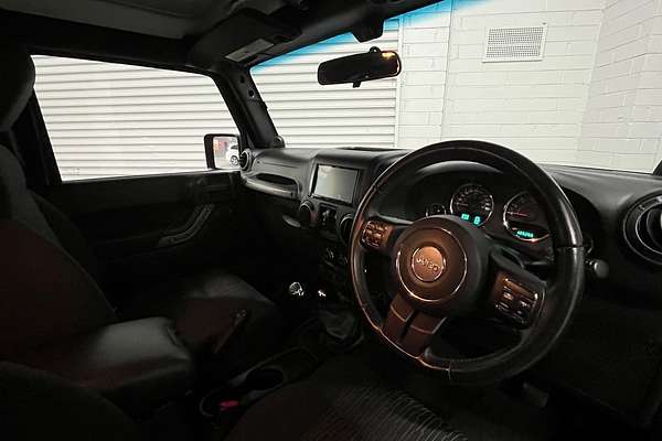 2013 Jeep Wrangler Unlimited Sport JK
