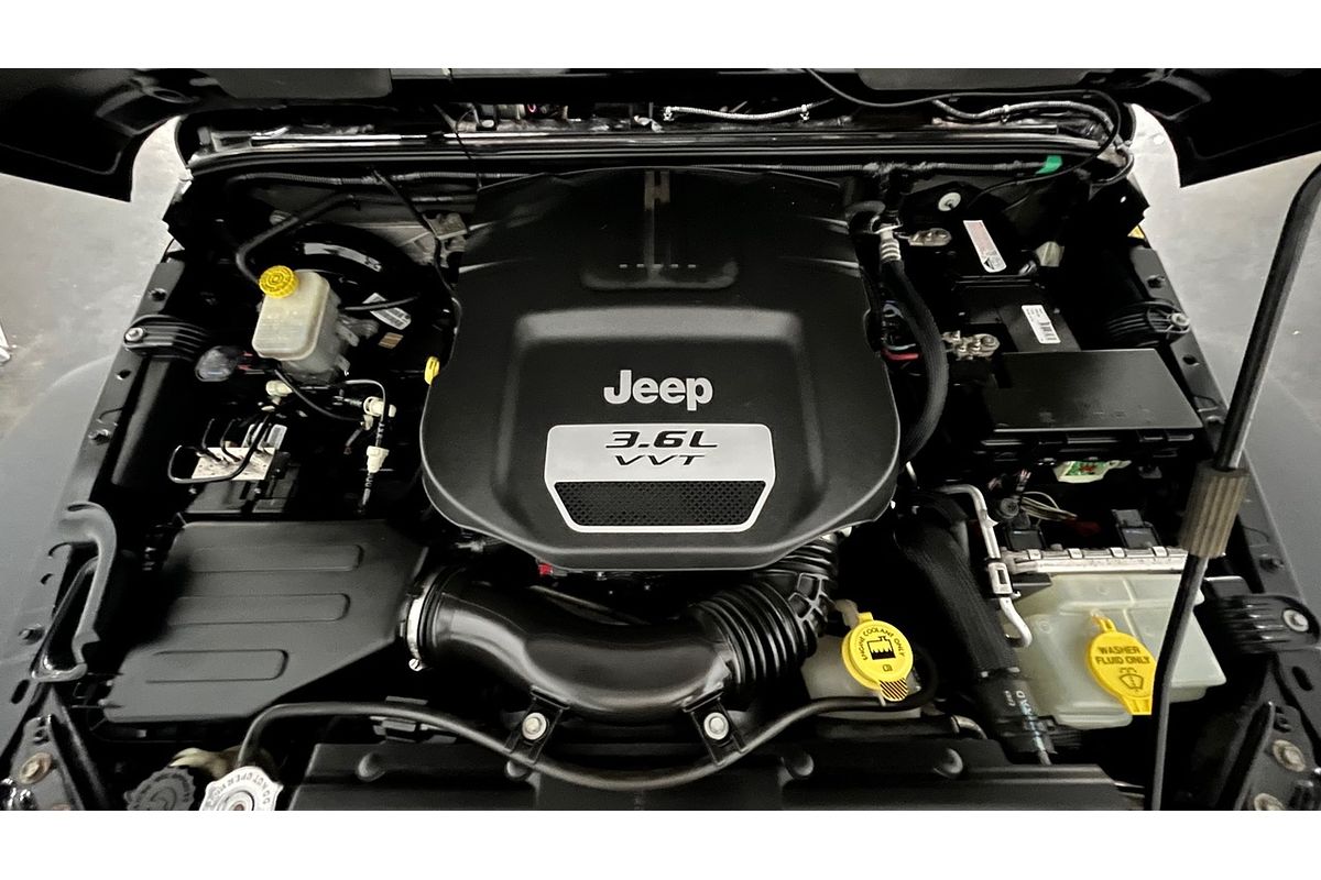 2013 Jeep Wrangler Unlimited Sport JK
