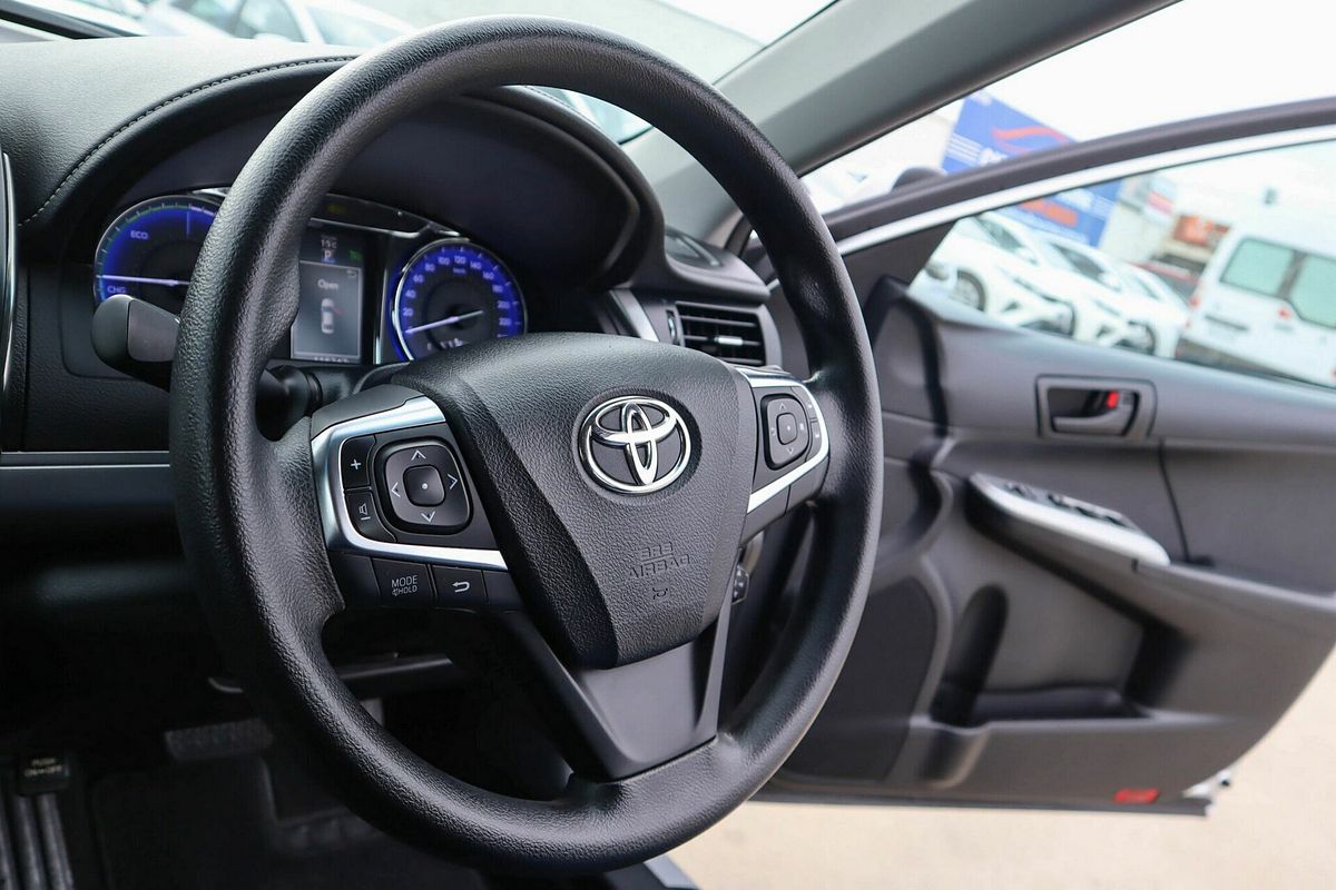 2017 Toyota Camry Altise AVV50R