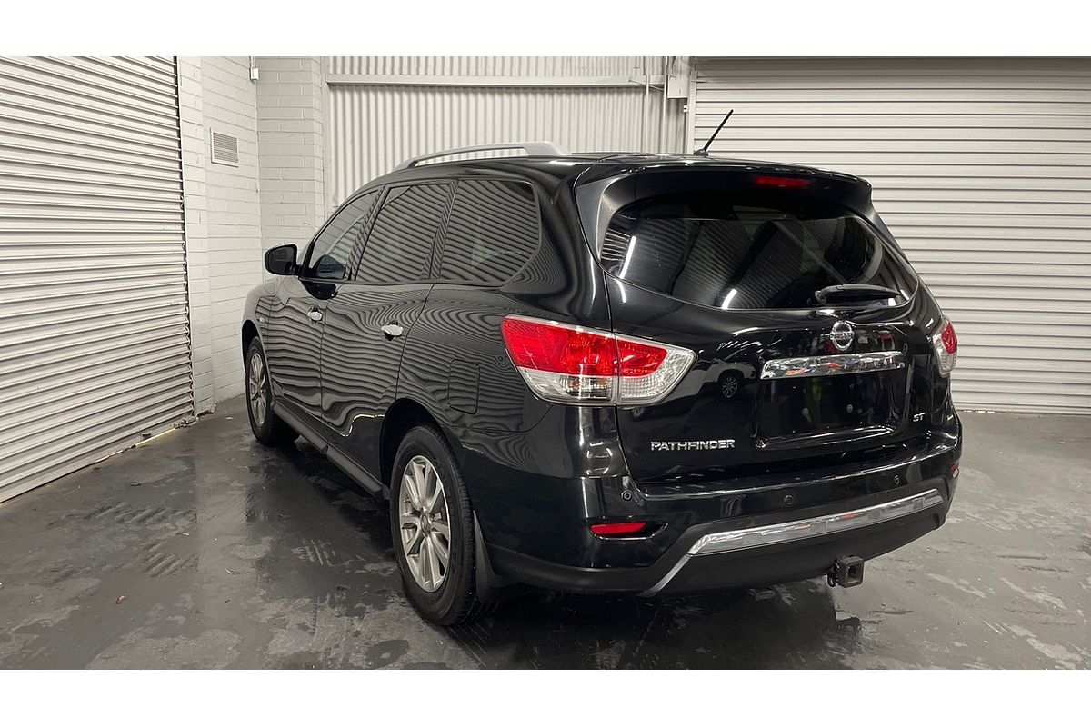 2014 Nissan Pathfinder ST R52