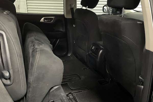2014 Nissan Pathfinder ST R52