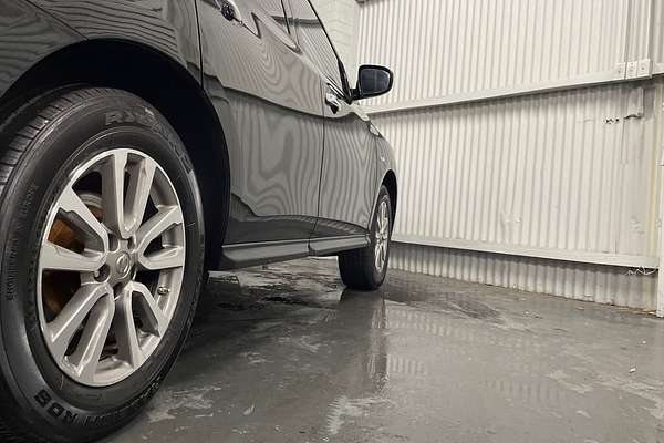 2014 Nissan Pathfinder ST R52
