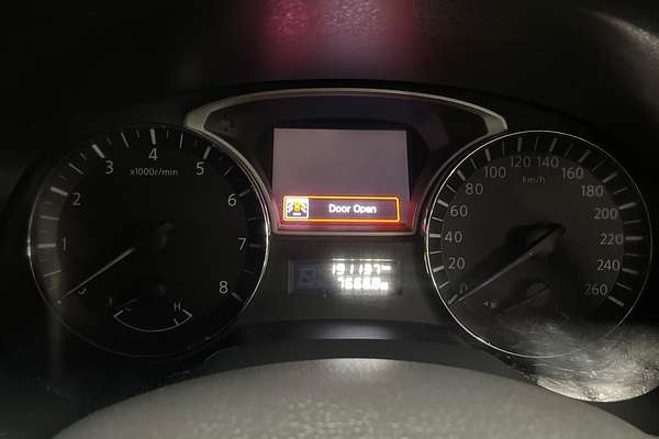 2014 Nissan Pathfinder ST R52