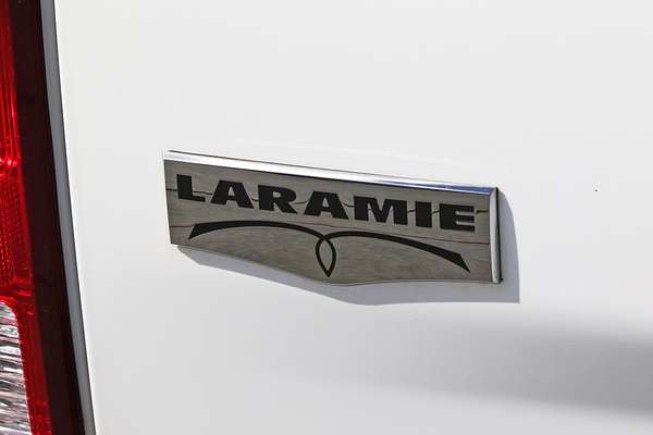 2019 RAM 1500 Laramie Crew Cab SWB DS MY19 4X4
