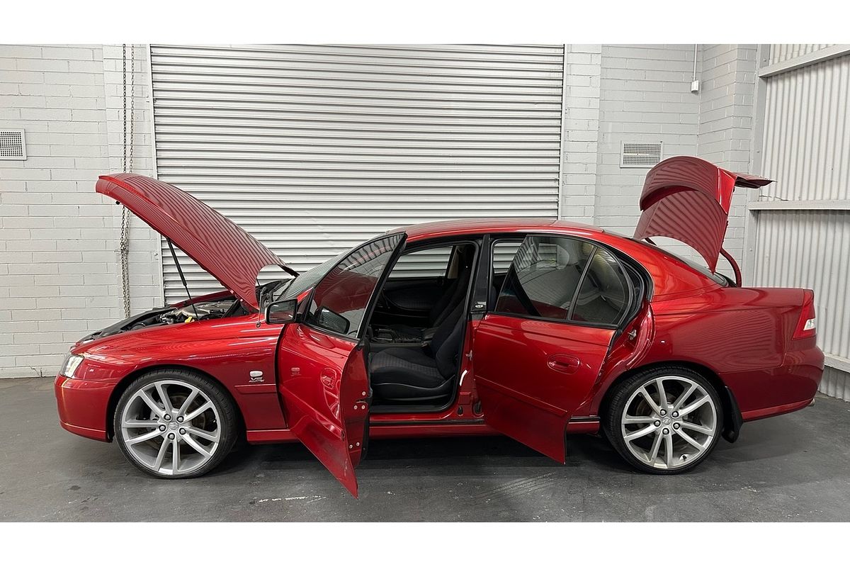 2004 Holden Commodore Acclaim VZ