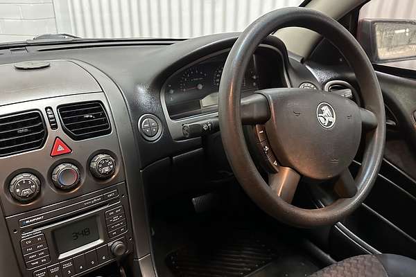 2004 Holden Commodore Acclaim VZ