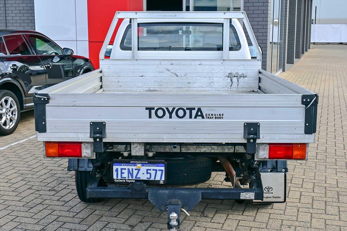 2014 Toyota Hilux Workmate TGN16R Rear Wheel Drive