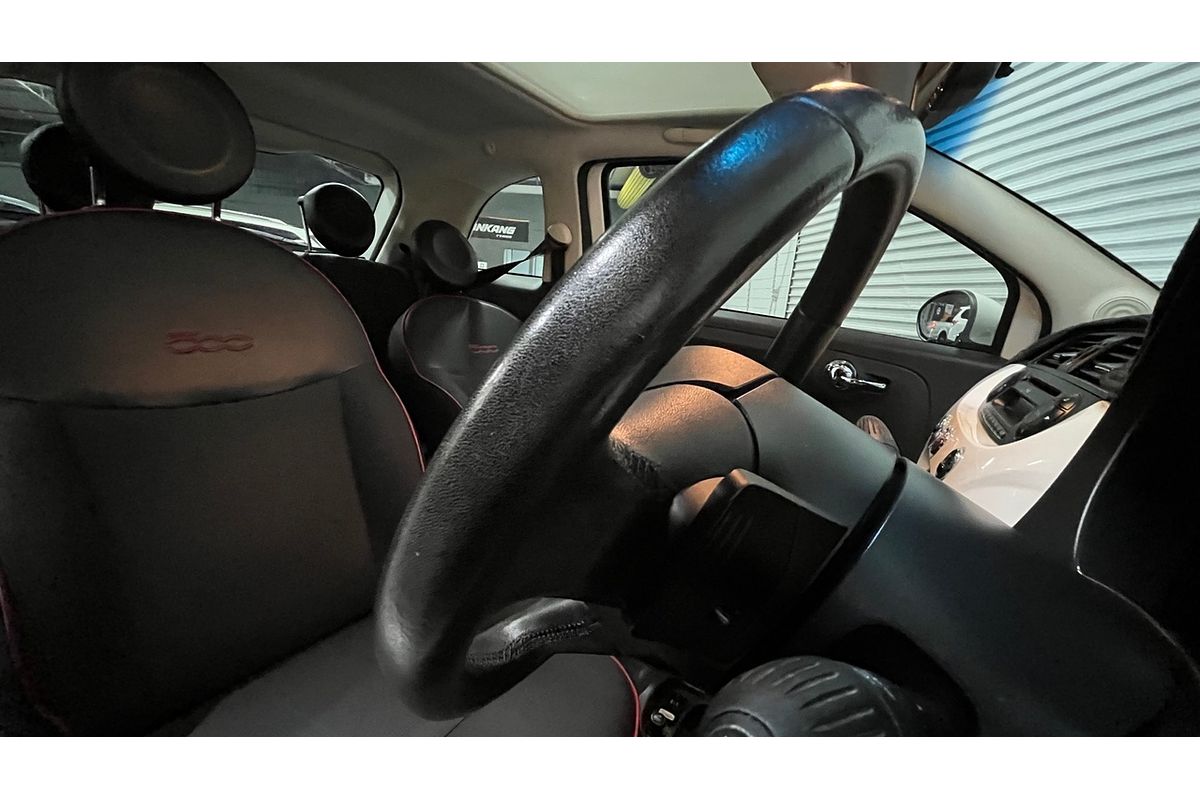 2014 Fiat 500 Lounge Series 1