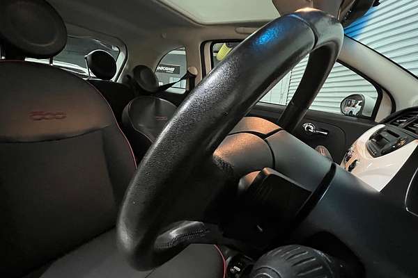 2014 Fiat 500 Lounge Series 1
