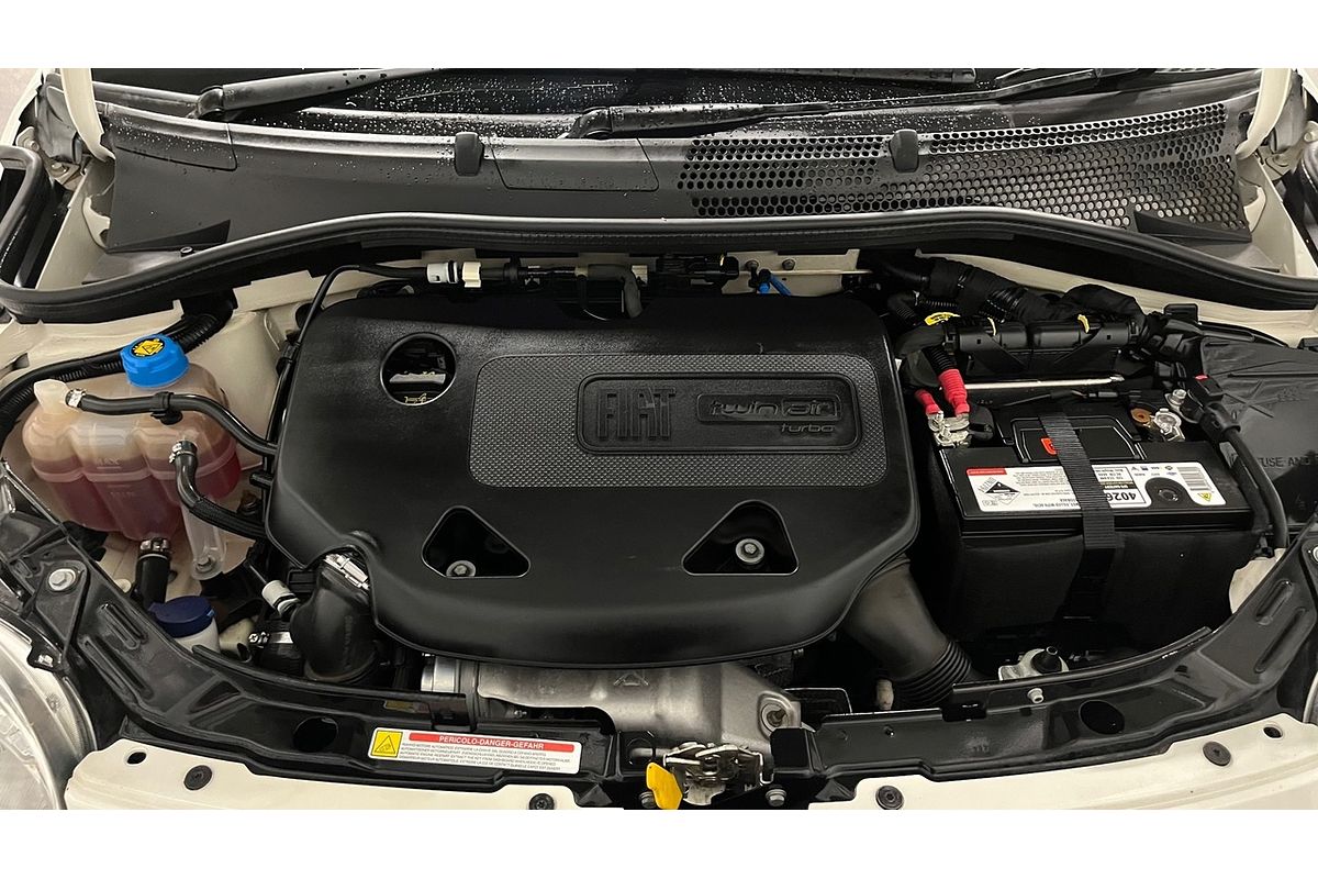 2014 Fiat 500 Lounge Series 1