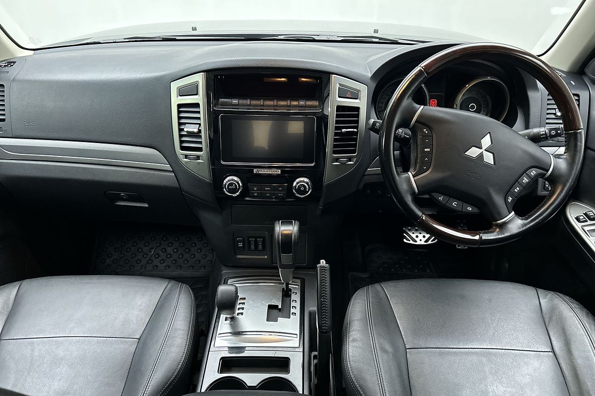 2016 Mitsubishi Pajero Exceed NX