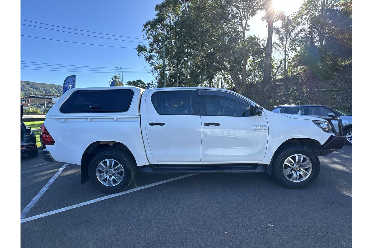 2017 Toyota Hilux SR GUN126R 4X4