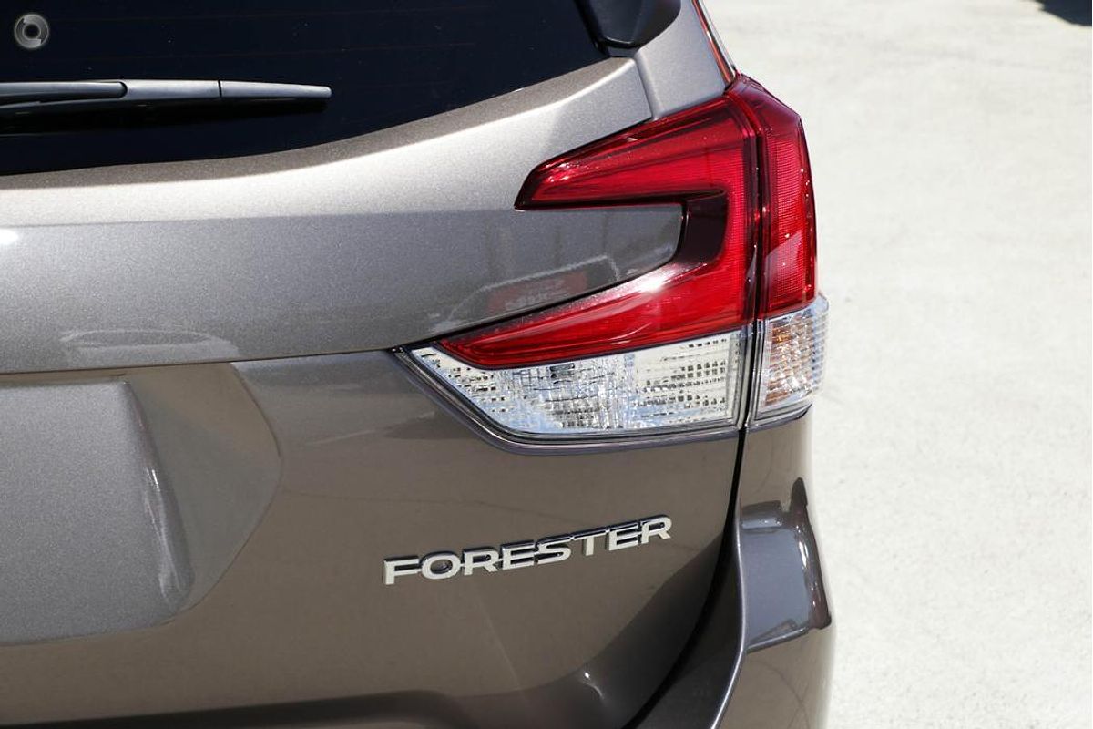 2023 Subaru Forester 2.5i Premium S5