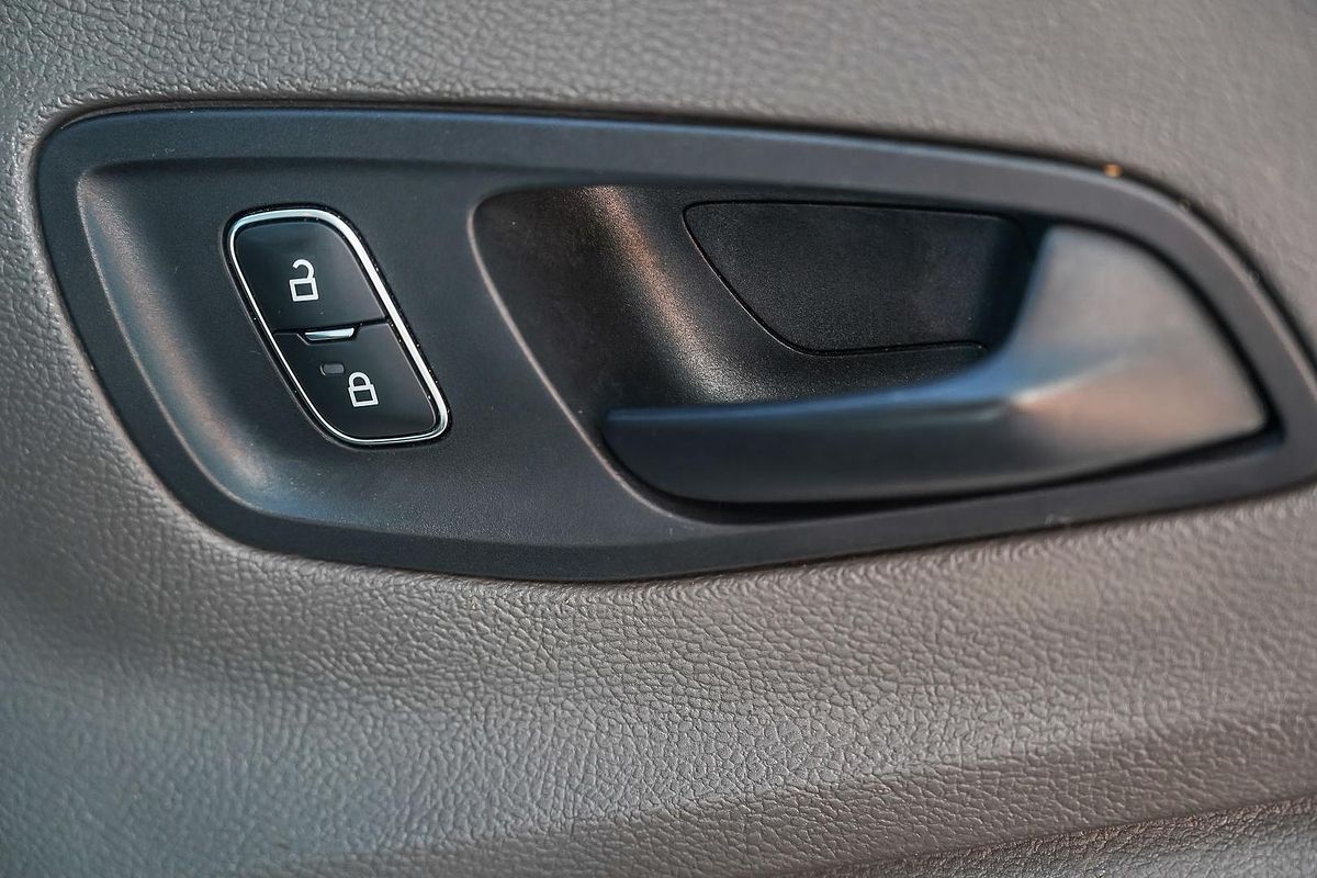 2020 Ford Transit 350L VO LWB Mid Roof