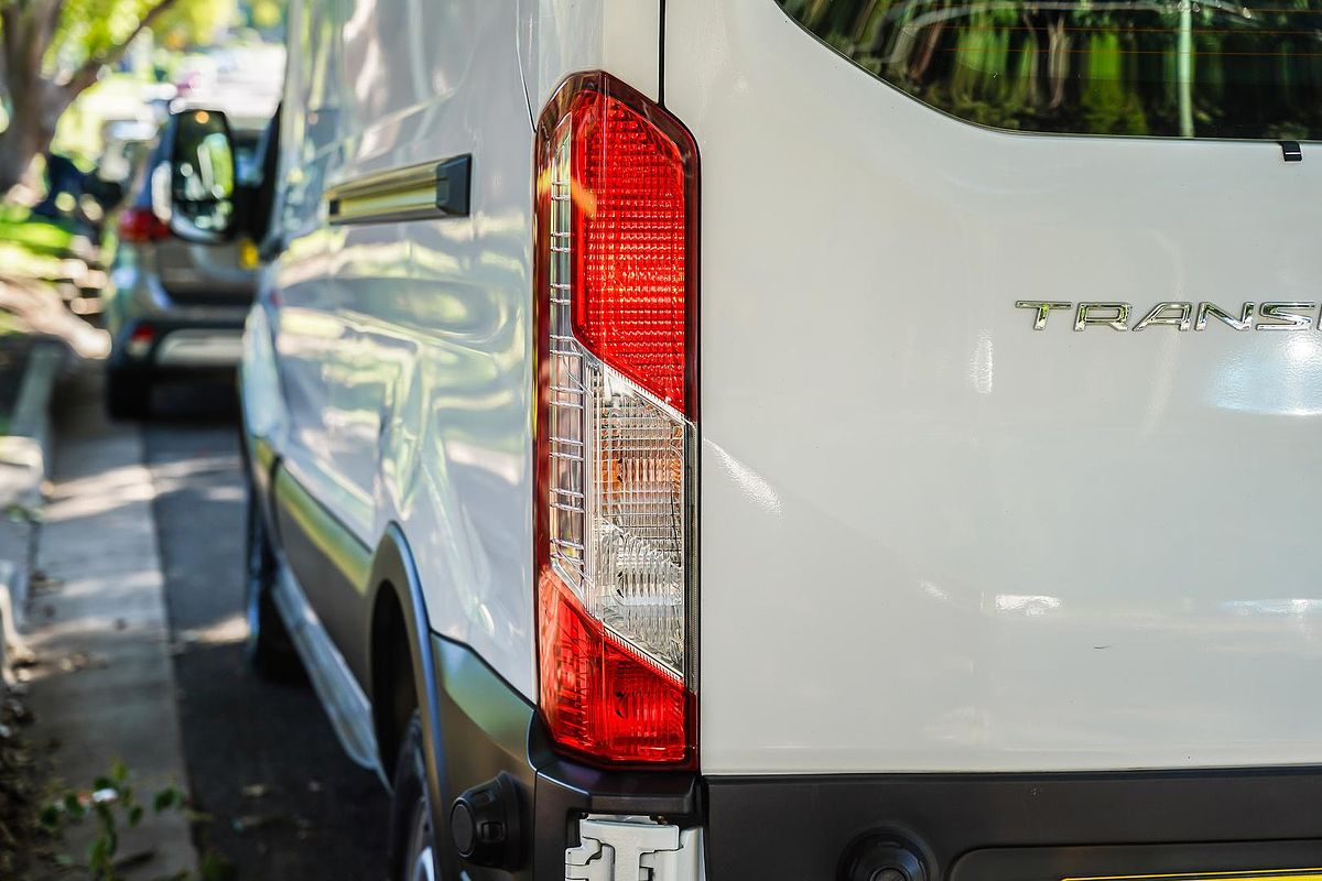 2020 Ford Transit 350L VO LWB Mid Roof