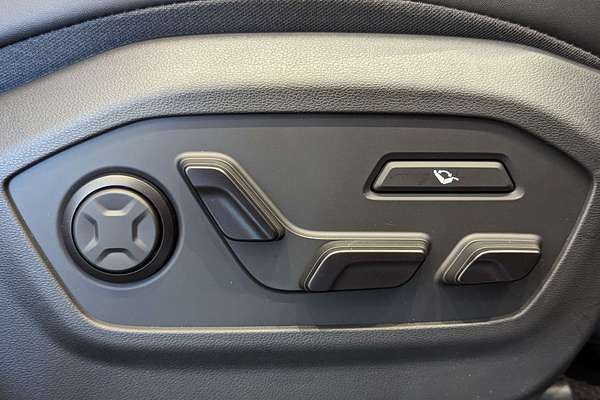 2024 Hyundai Santa Fe Hybrid Calligraphy MX5.V1