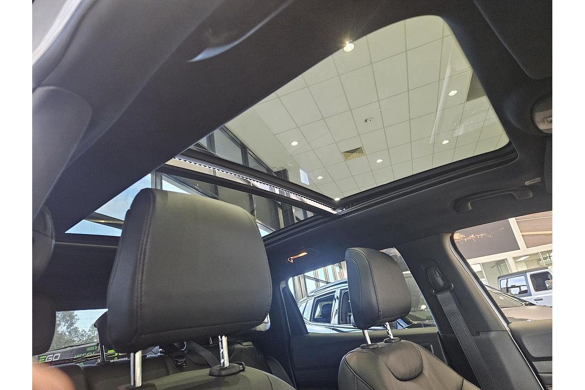 2023 Jeep Compass Trailhawk M6