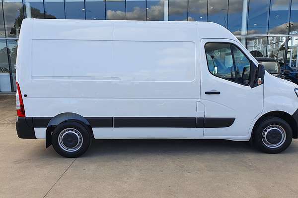 2023 Renault Master LWB Pro X62