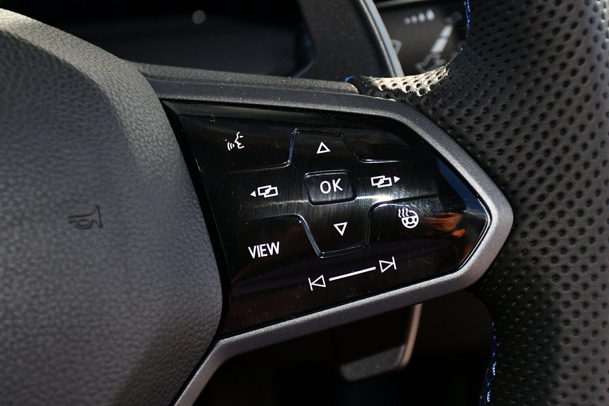 2022 Volkswagen Golf R 8